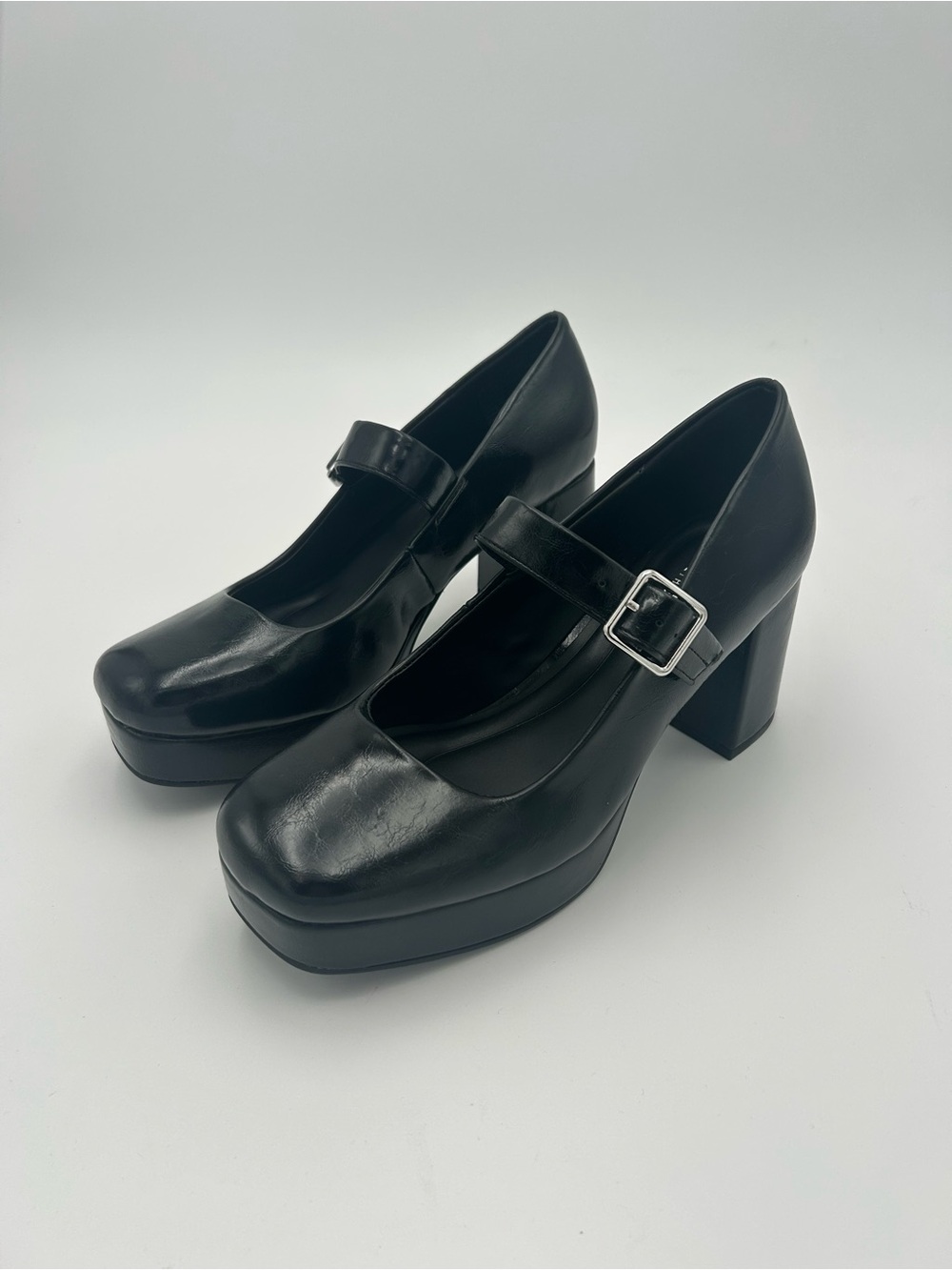 Kenneth Cole Black Mary Jane Platform Heel Pumps